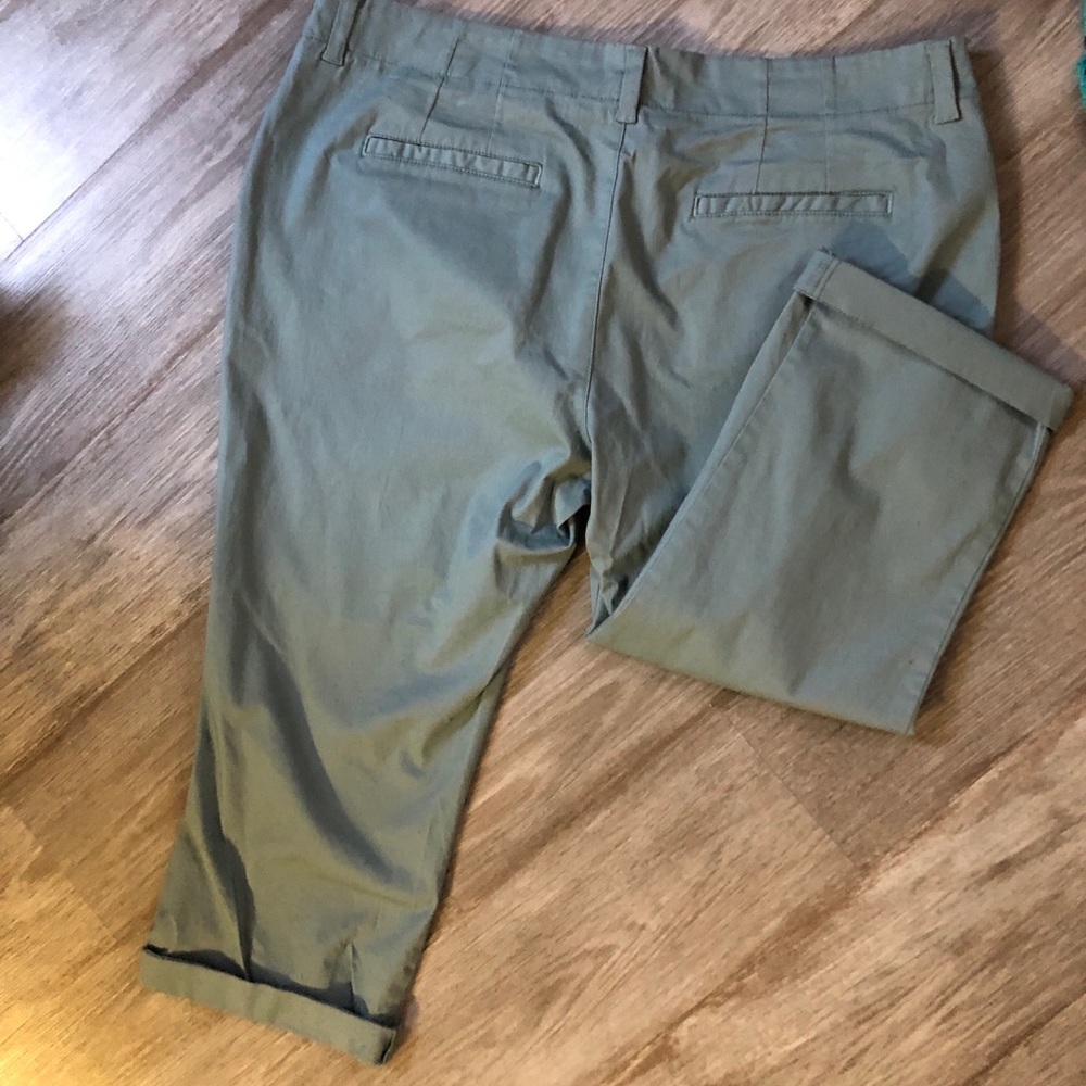 Lee Mid Rise Fit Mint Color Ankle Pants - Picture 3 of 3